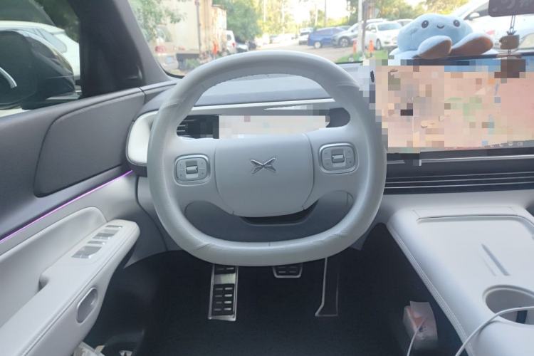 Used XPeng G6 2023 580 Long-Range Pro Steering Wheel