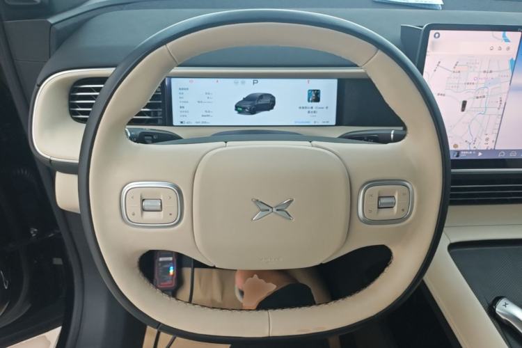 Used XPeng G6 2023 580 Long-Range Pro Steering Wheel