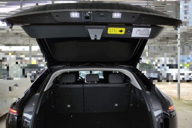 Used XPeng G6 2023 580 Long-Range Pro Trunk