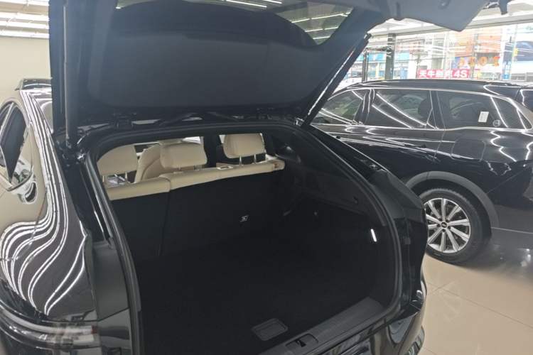 Used XPeng G6 2023 580 Long-Range Pro Trunk