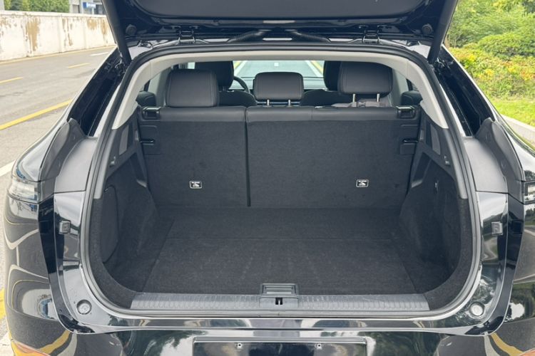 Used XPeng G6 2023 580 Long-Range Pro Trunk