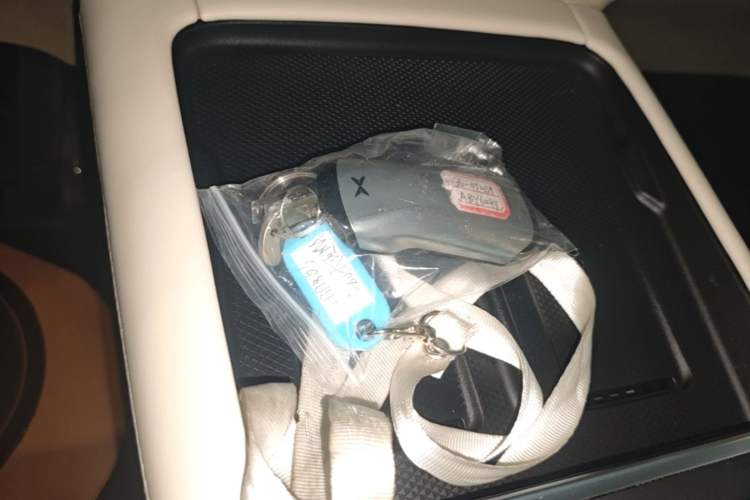 Used XPeng G6 2023 580 Long-Range Max Vehicle Key