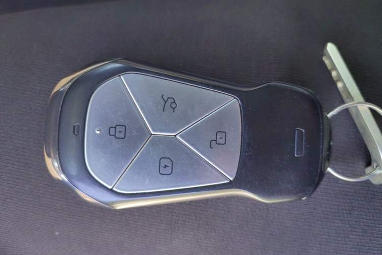 Used XPeng G6 2023 580 Long-Range Max Vehicle Key