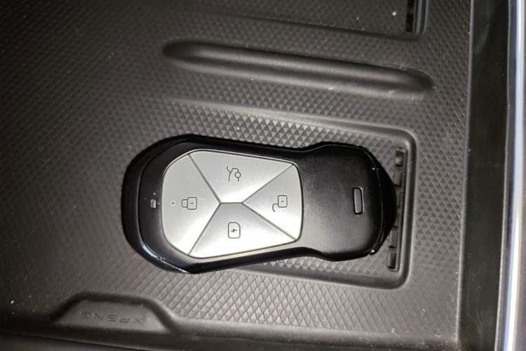 Used XPeng G6 2023 580 Long-Range Pro Vehicle Key