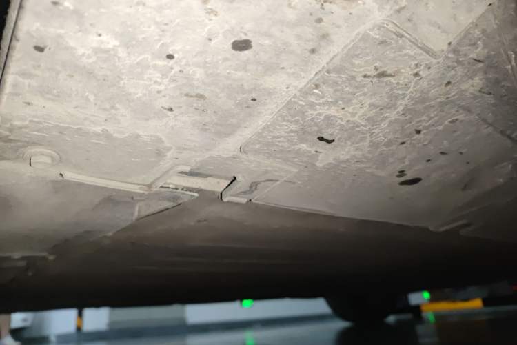 Used XPeng G6 2023 580 Long-Range Pro Chassis Front Left