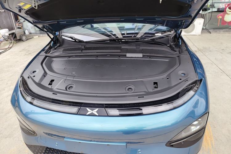Used XPeng G6 2023 580 Long-Range Pro Engine Bay