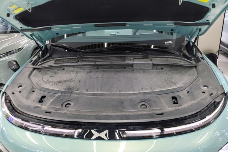 Used XPeng G6 2023 755 Ultra-Long Range Max Engine Bay