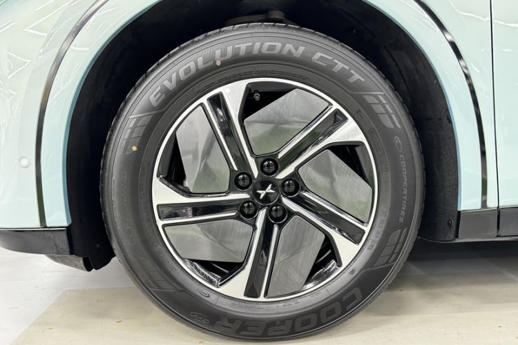 Used XPeng G6 2023 580 Long-Range Pro Exterior 1