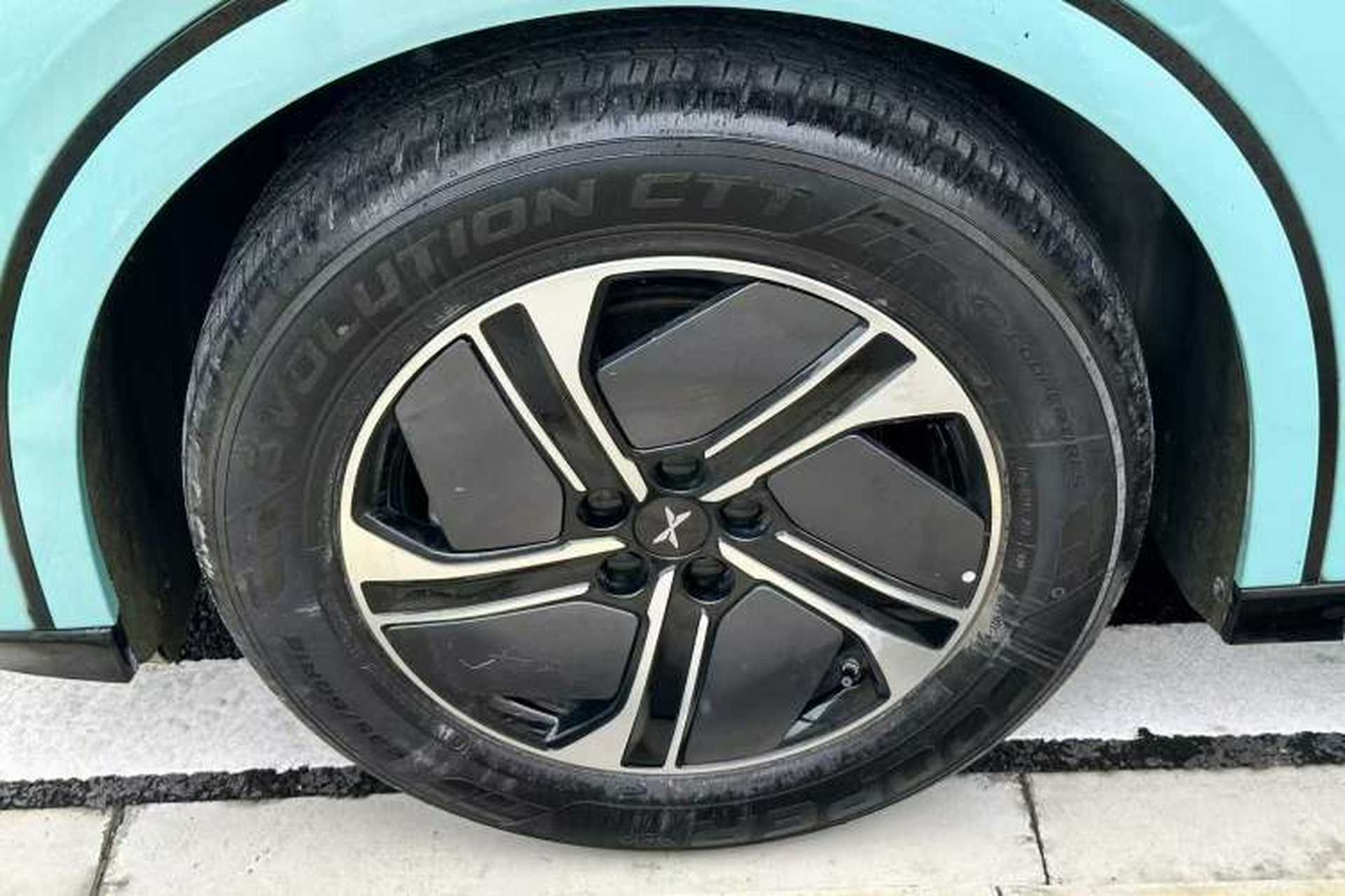 Used XPeng G6 2023 580 Long-Range Pro Exterior 8