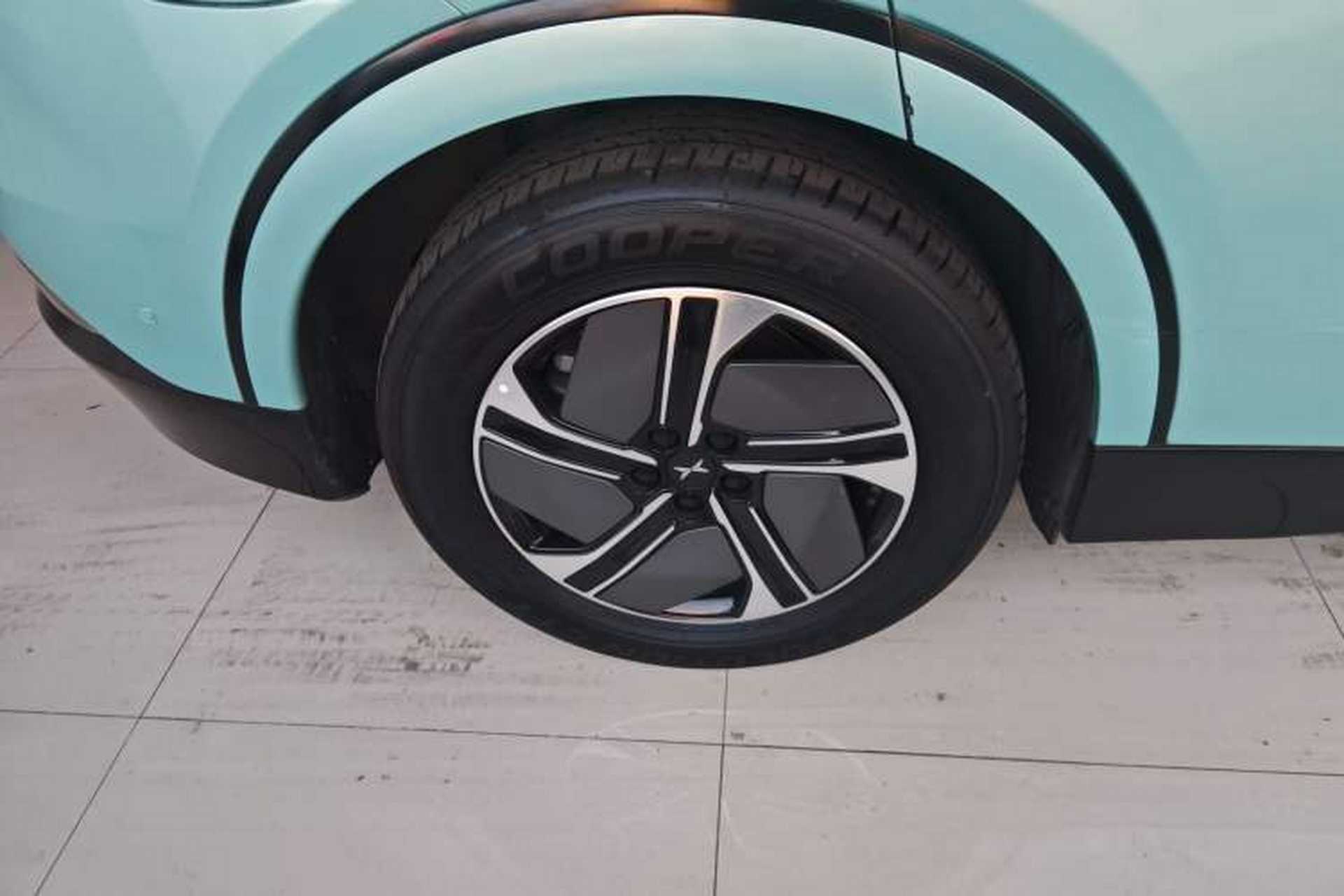 Used XPeng G6 2023 580 Long-Range Max Exterior 8