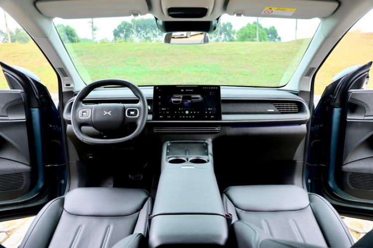 Used XPeng G6 2023 755 Ultra-Long Range Pro Interior 2
