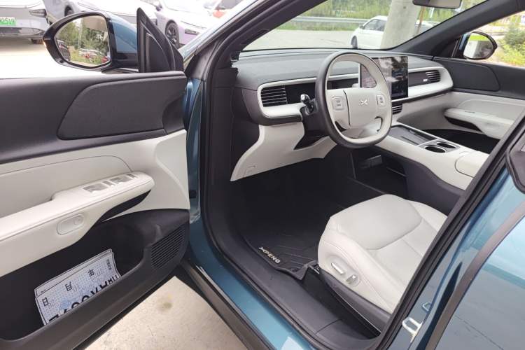 Used XPeng G6 2023 580 Long-Range Pro Interior 3