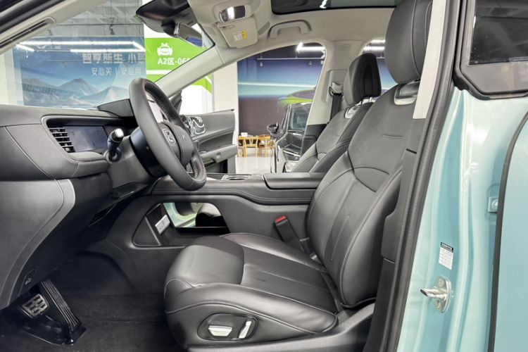 Used XPeng G6 2023 580 Long-Range Pro Interior 7
