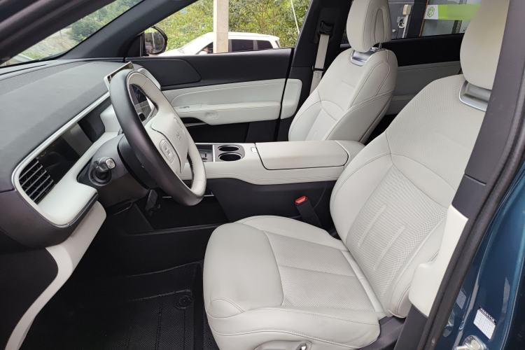 Used XPeng G6 2023 580 Long-Range Pro Left Front Seat