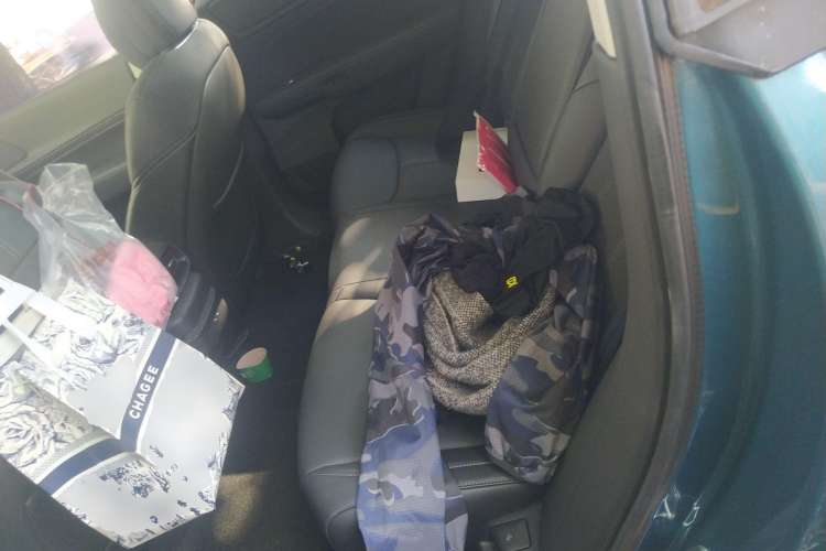 Used XPeng G6 2023 755 Ultra-Long Range Pro Left Rear Seat