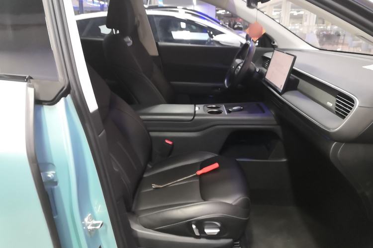 Used XPeng G6 2023 580 Long-Range Pro Right Front Seat