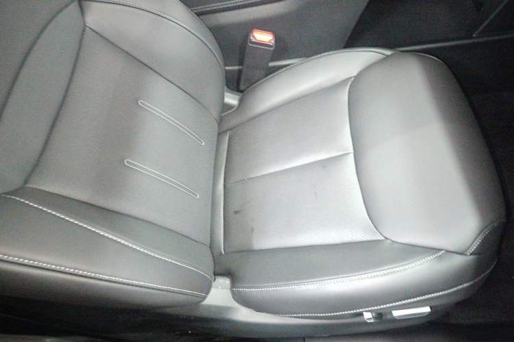 Used XPeng G6 2023 580 Long-Range Pro Right Front Seat