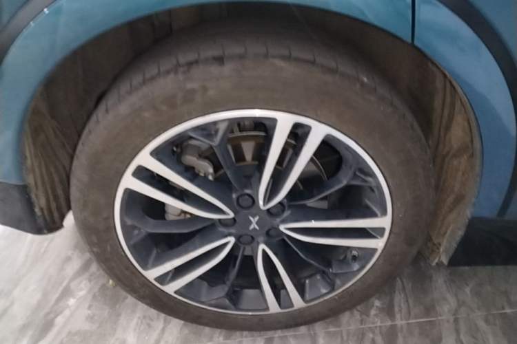 Used XPeng G6 2023 755 Ultra-Long Range Pro Right Rear Wheel Hub