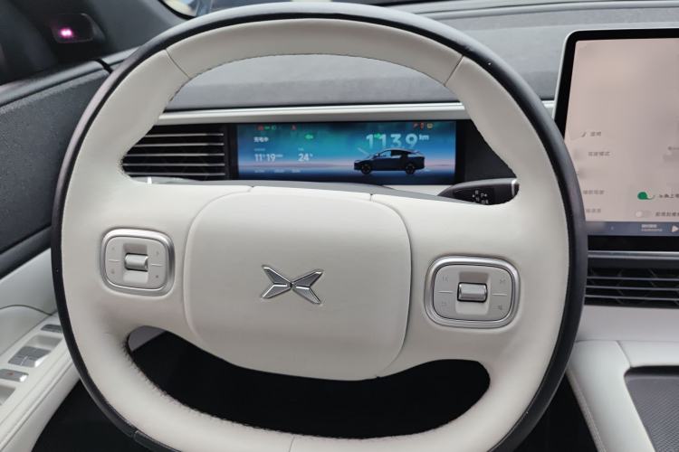 Used XPeng G6 2023 580 Long-Range Pro Steering Wheel