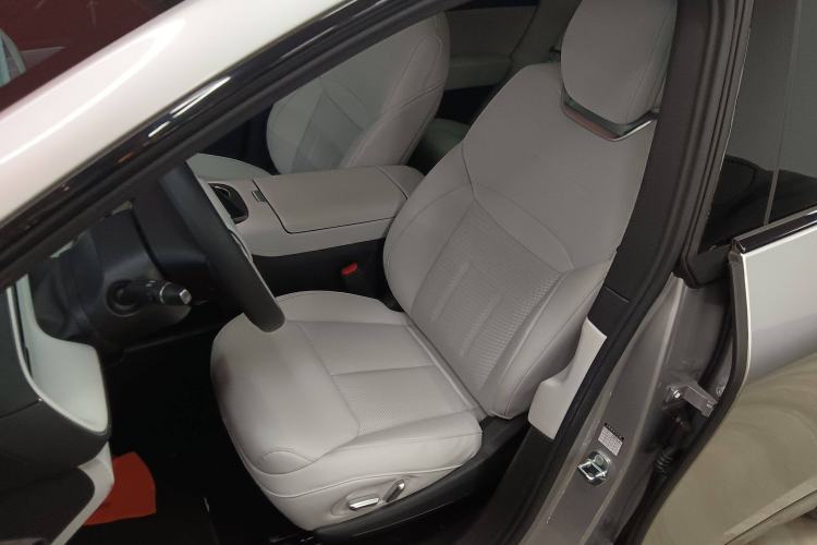 Used XPeng G6 2023 580 Long-Range Pro Left Front Seat