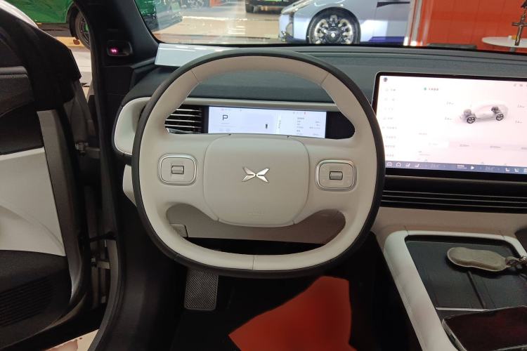Used XPeng G6 2023 580 Long-Range Pro Steering Wheel