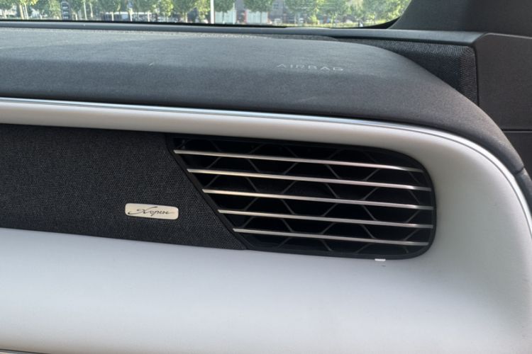 Used XPeng G6 2023 755 Ultra-Long Range Max Audio And AC Panel