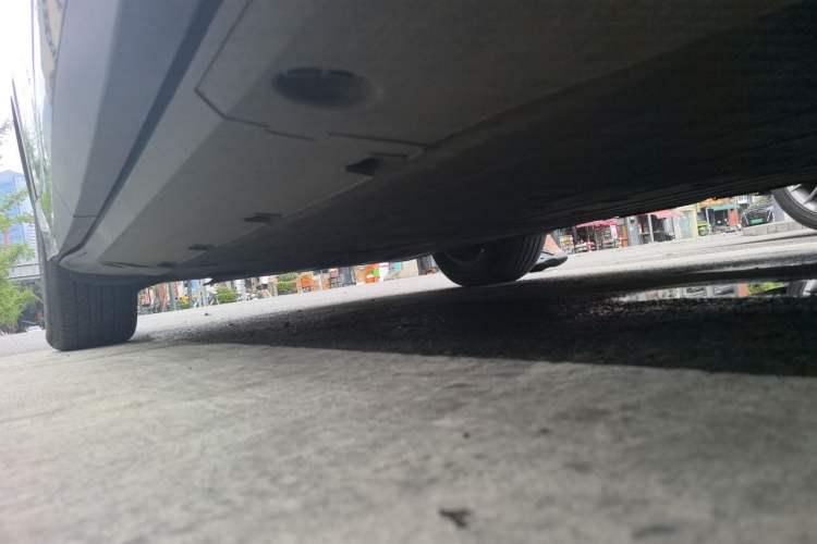 Used XPeng G6 2023 580 Long-Range Pro Chassis Front Right