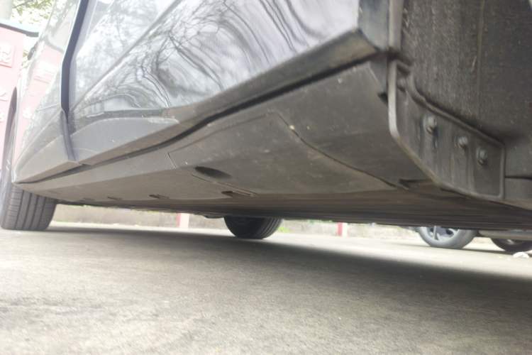 Used XPeng G6 2023 755 Ultra-Long Range Pro Chassis Rear Left
