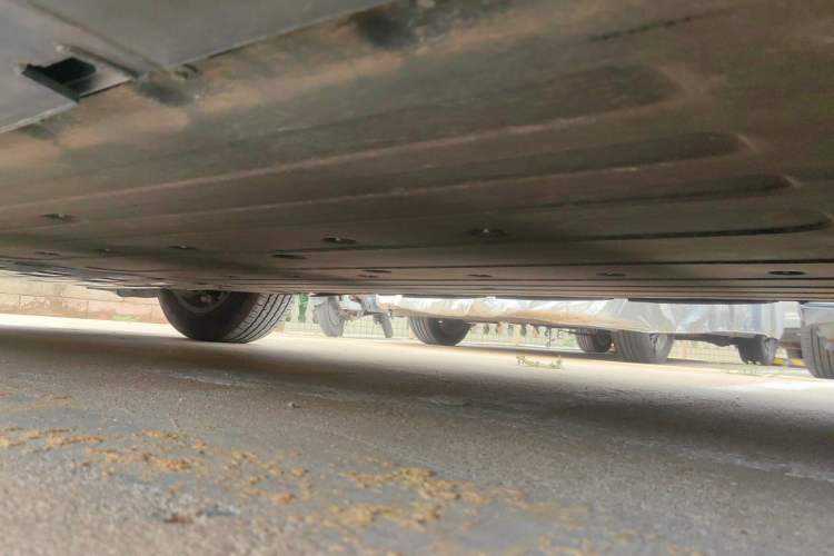 Used XPeng G6 2023 755 Ultra-Long Range Max Chassis Rear Left