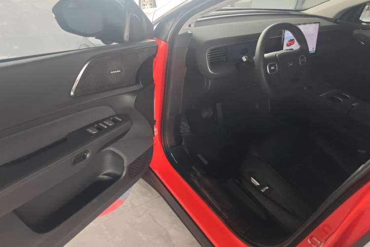 Used XPeng G6 2023 700 Four-Wheel Drive Performance Max Driver Seat