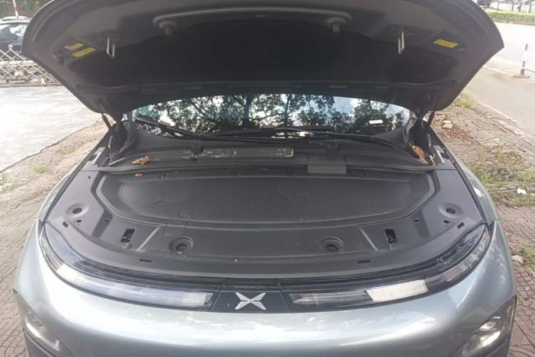 Used XPeng G6 2023 580 Long-Range Pro Engine Bay