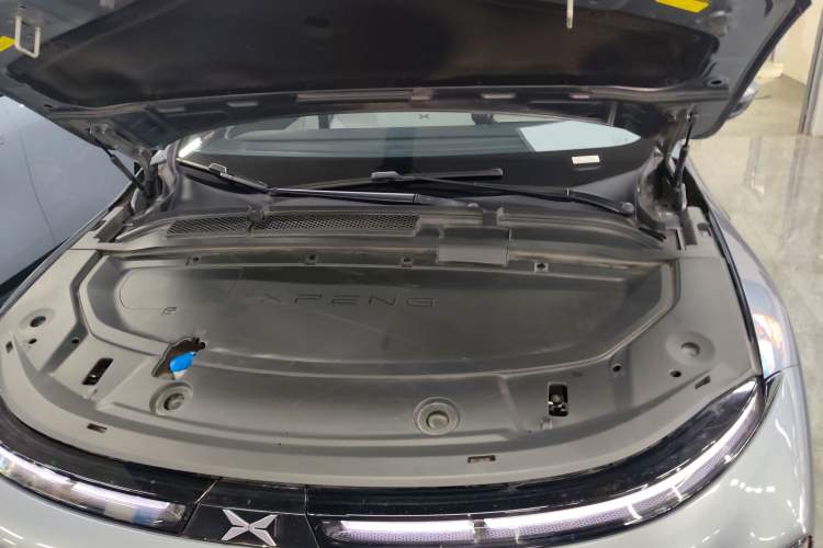 Used XPeng G6 2023 580 Long-Range Pro Engine Bay