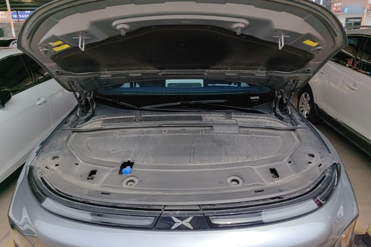 Used XPeng G6 2023 580 Long-Range Pro Engine Bay