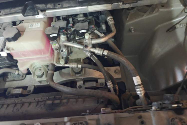 Used XPeng G6 2023 755 Ultra-Long Range Max Engine Bay Left