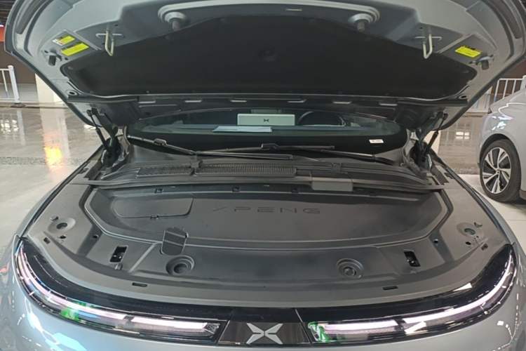 Used XPeng G6 2023 755 Ultra-Long Range Pro Engine Bay
