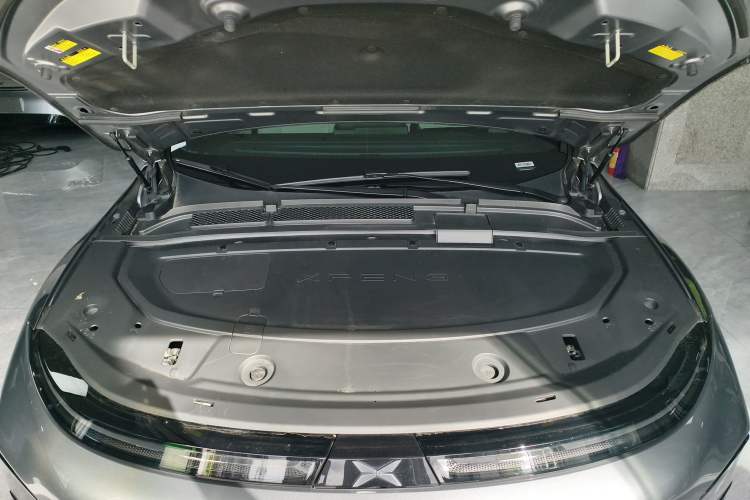 Used XPeng G6 2023 580 Long-Range Max Engine Bay