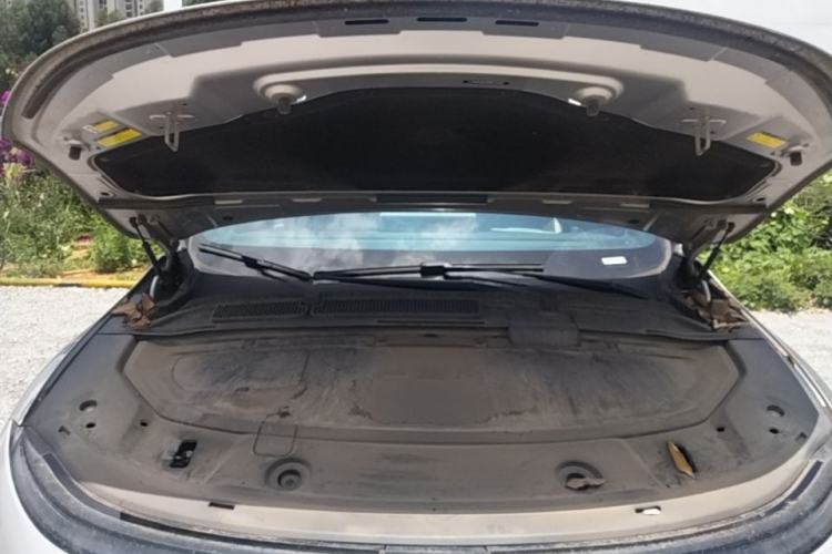 Used XPeng G6 2023 580 Long-Range Pro Engine Bay