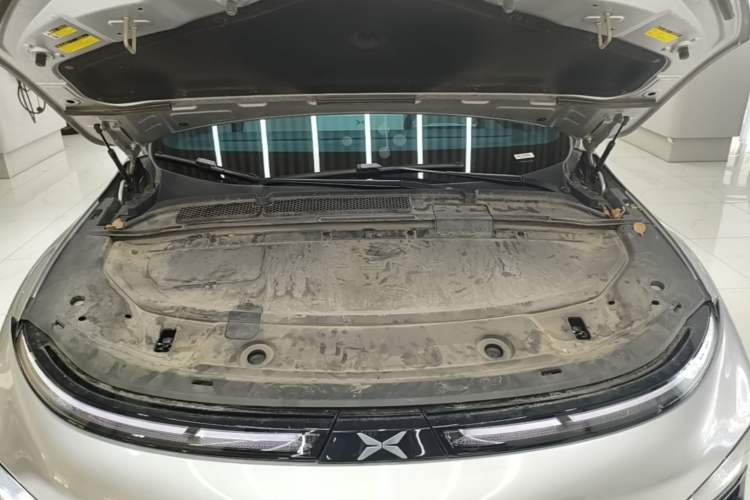 Used XPeng G6 2023 580 Long-Range Max Engine Bay
