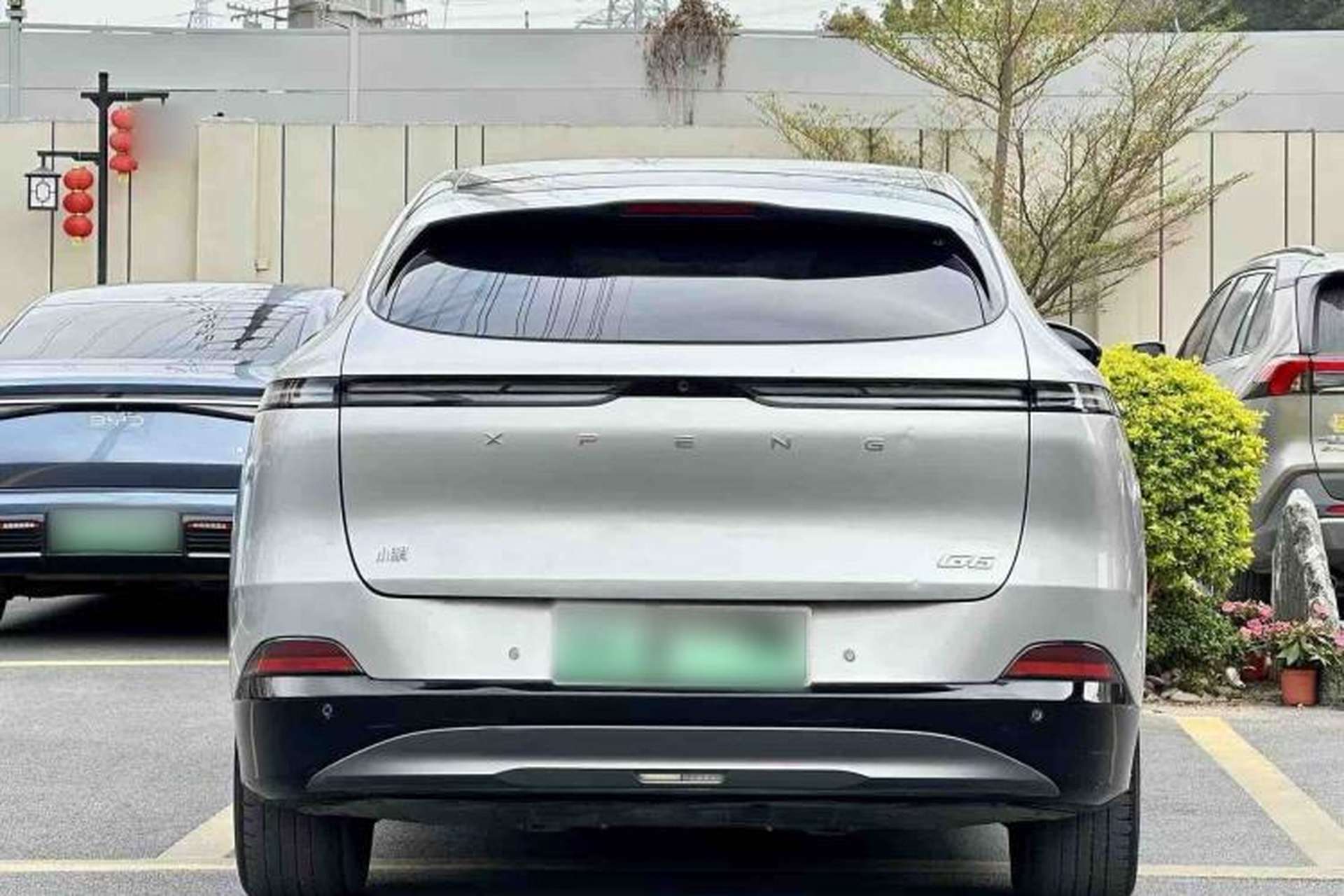 Used XPeng G6 2023 755 Ultra-Long Range Max Exterior 3