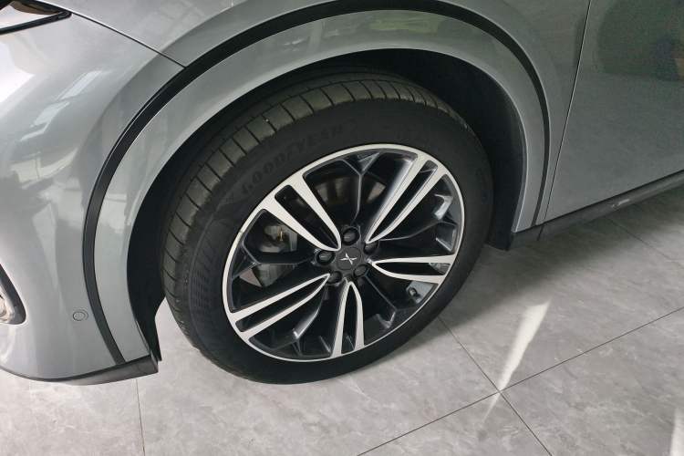 Used XPeng G6 2023 580 Long-Range Max Exterior 3