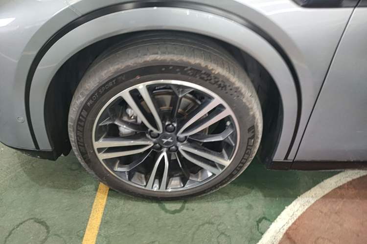 Used XPeng G6 2023 755 Ultra-Long Range Max Exterior 4