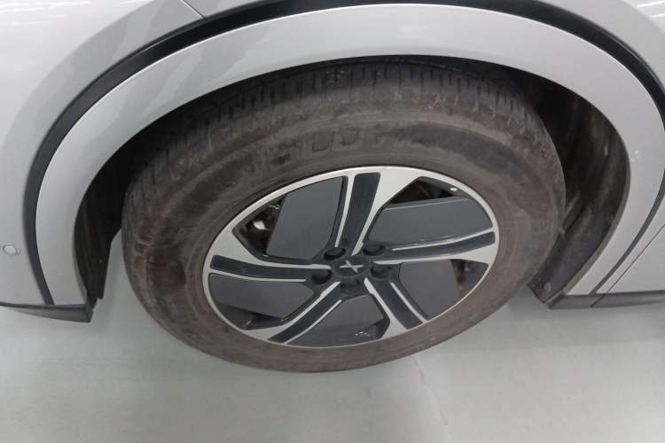 Used XPeng G6 2023 580 Long-Range Max Exterior 4
