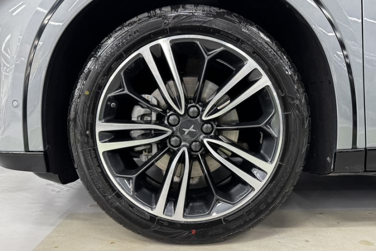 Used XPeng G6 2023 755 Ultra-Long Range Max Exterior 6