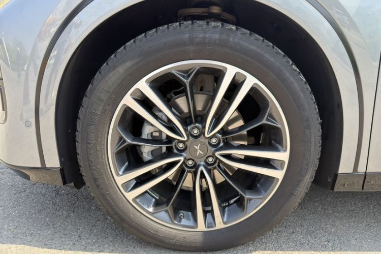 Used XPeng G6 2023 580 Long-Range Pro Exterior 7