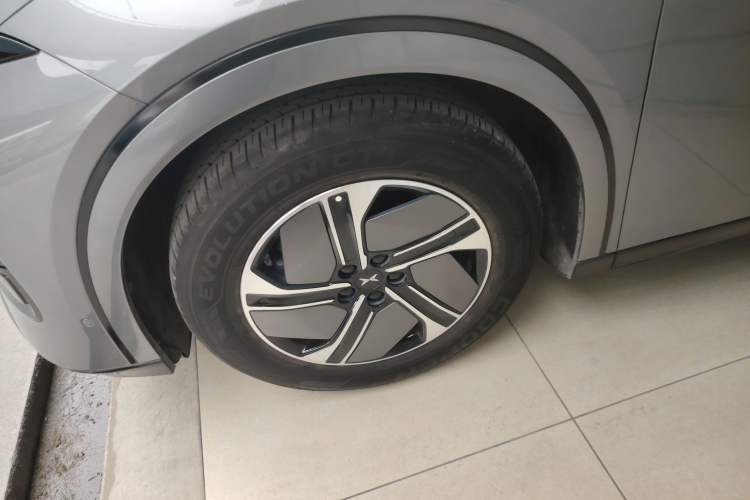 Used XPeng G6 2023 580 Long-Range Pro Exterior 7