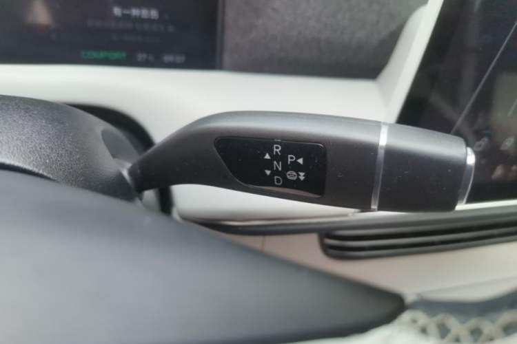 Used XPeng G6 2023 580 Long-Range Pro Gear Lever
