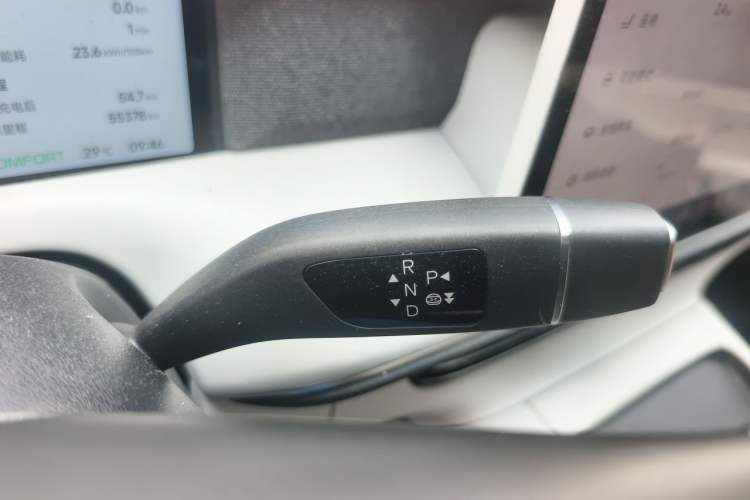 Used XPeng G6 2023 580 Long-Range Pro Gear Lever