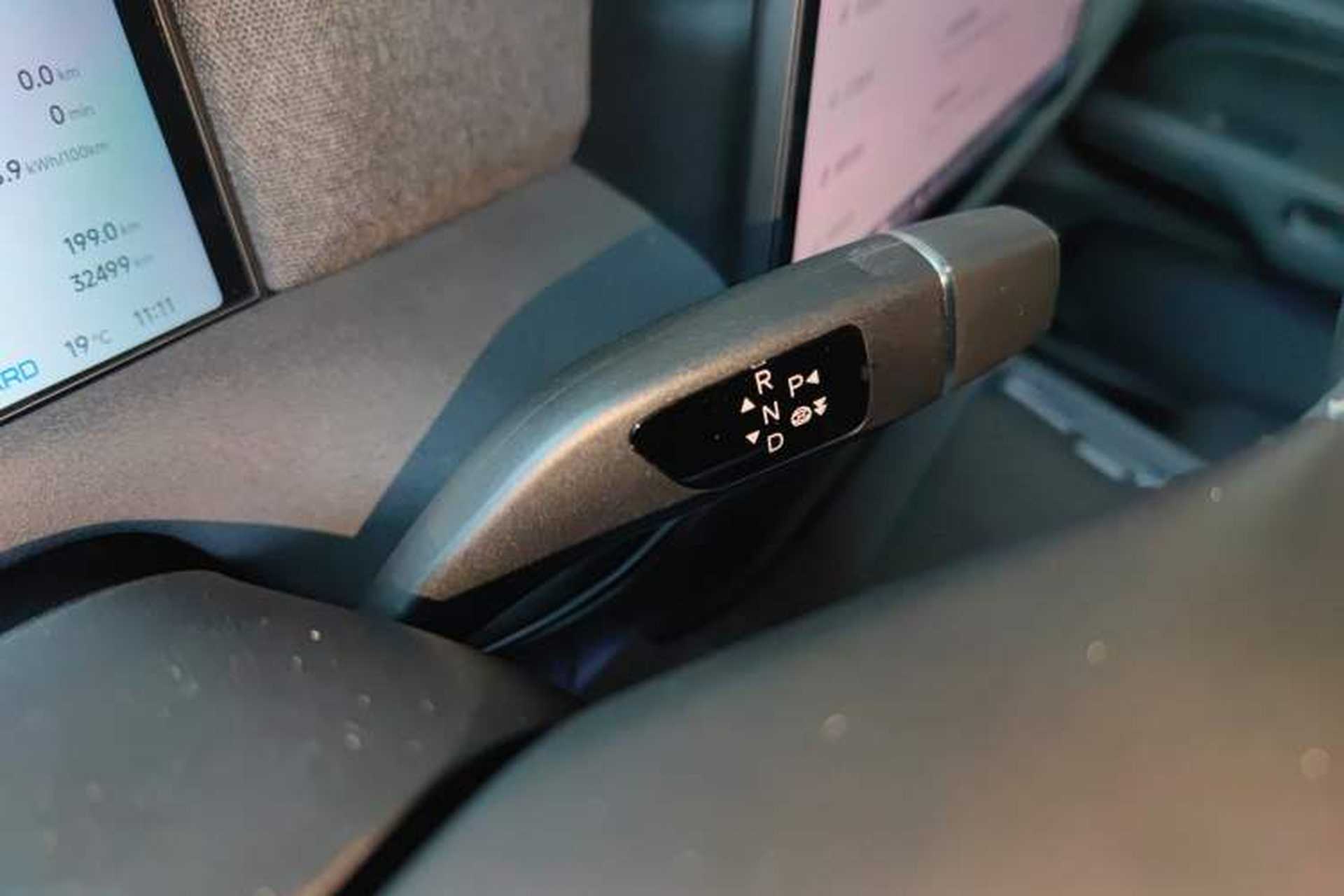 Used XPeng G6 2023 580 Long-Range Max Gear Lever