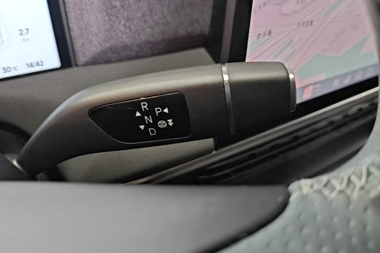 Used XPeng G6 2023 580 Long-Range Max Gear Lever