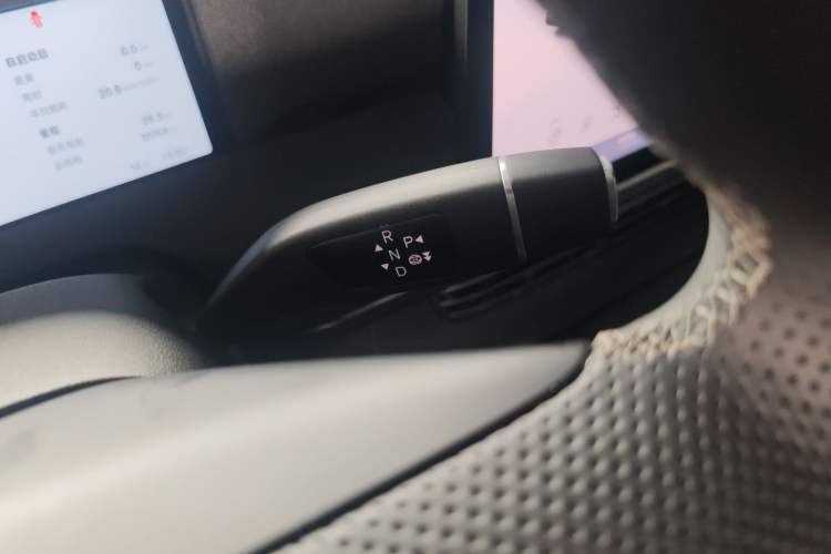 Used XPeng G6 2023 700 Four-Wheel Drive Performance Max Gear Lever